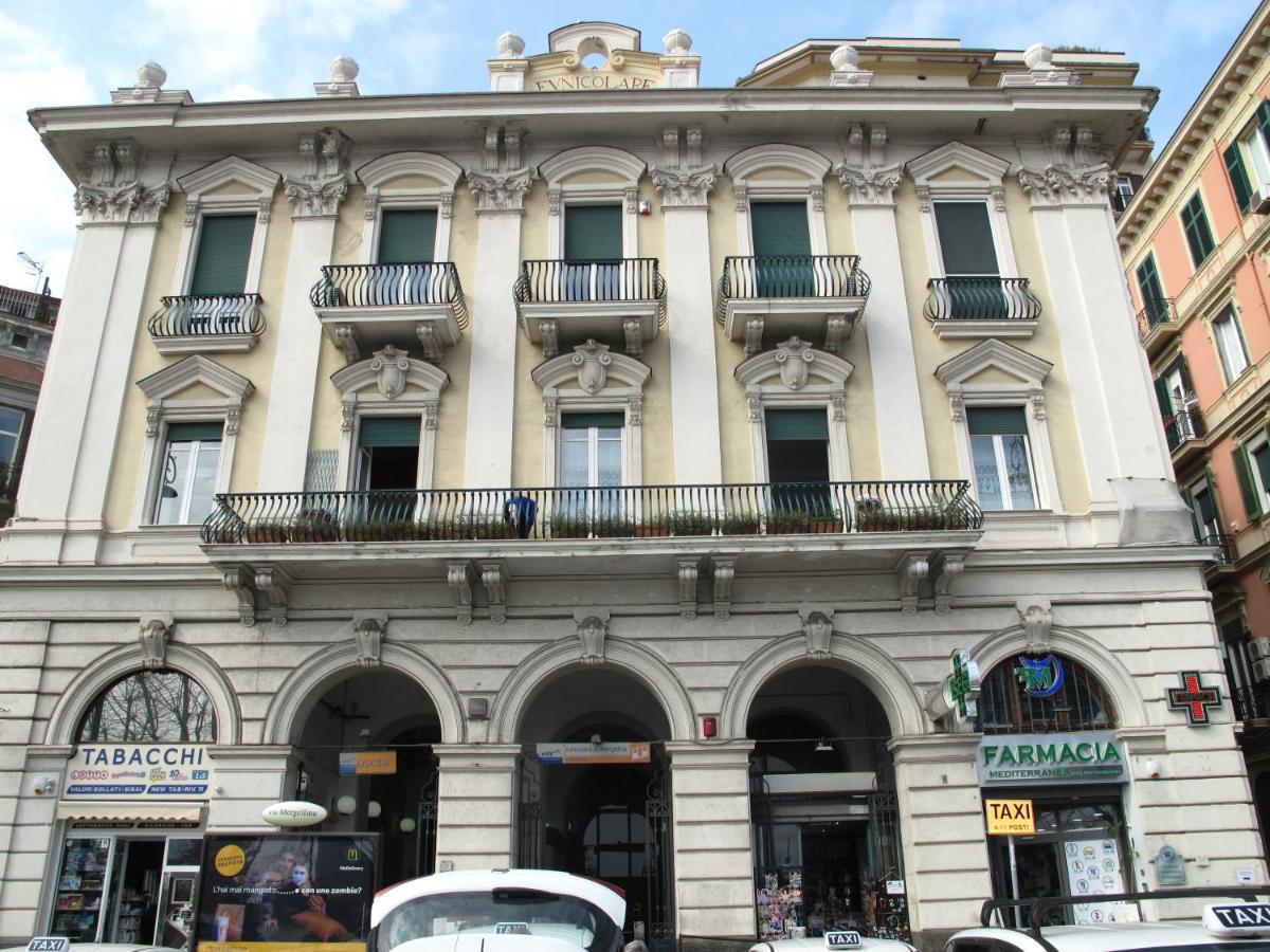 Monocamera Con Terrazzogiardino -Studette -Zona Panoramica Posillipo ナポリ エクステリア 写真