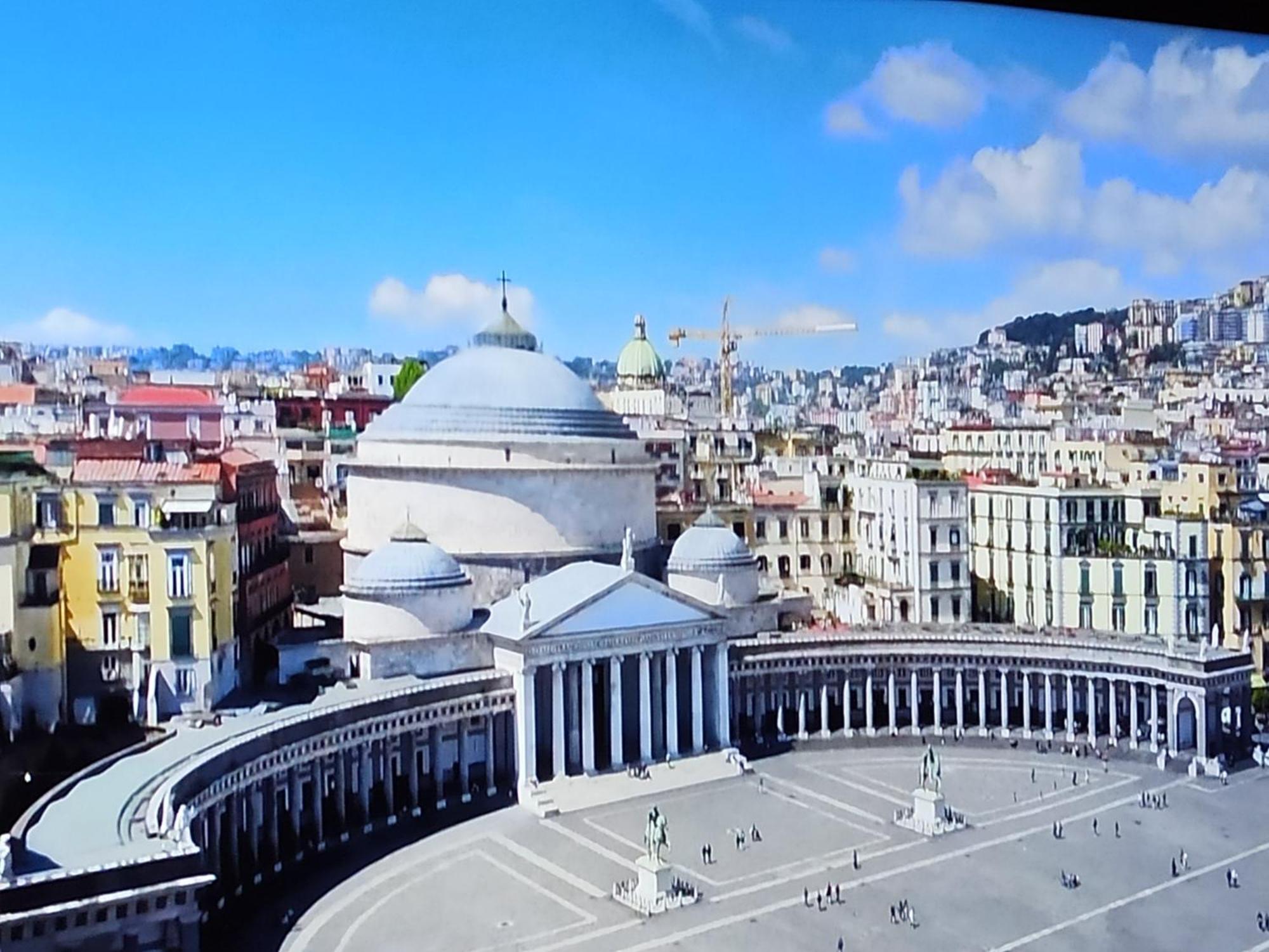 Monocamera Con Terrazzogiardino -Studette -Zona Panoramica Posillipo ナポリ エクステリア 写真